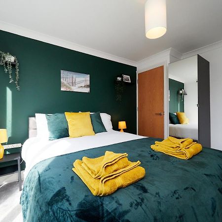 Emerald Suite - Two Story Duplex Apartment - Balcony - Contractors - Family - City Centre - Broadway Plaza - Five Ways - Sleeps 6 Birmingham Kültér fotó